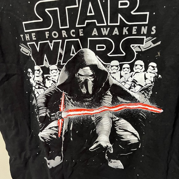 NWT 2 Star Wars graphic Tees Size L - Picture 4 of 6